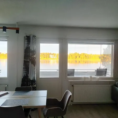 Apartment Lakeside Horizon - Spacious & Private Balcony *