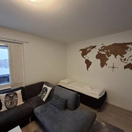 Lakeside Horizon - Spacious & Private Balcony Apartment *